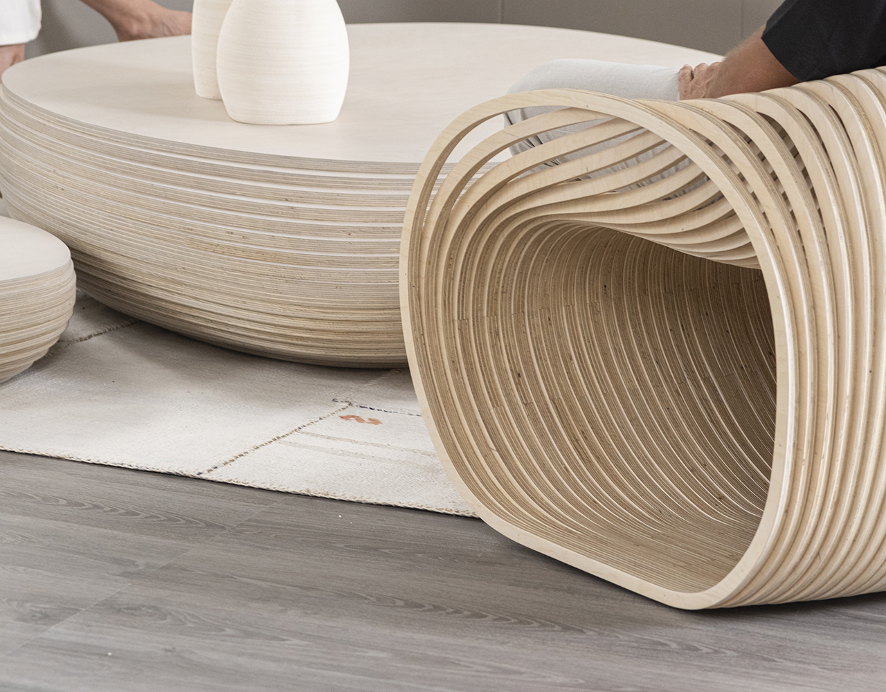 Soave Love Seat
